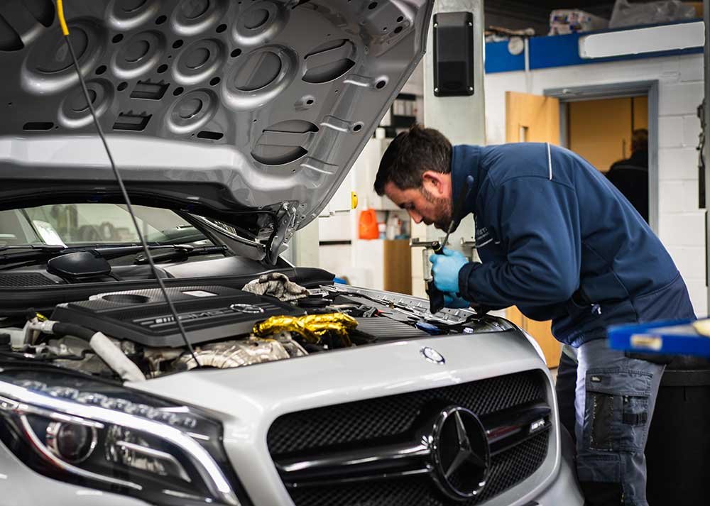 Mercedes Car Repair Services in Dubai