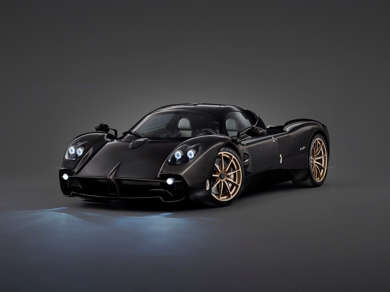pagani repairs and services in german spectrum auto in dubai